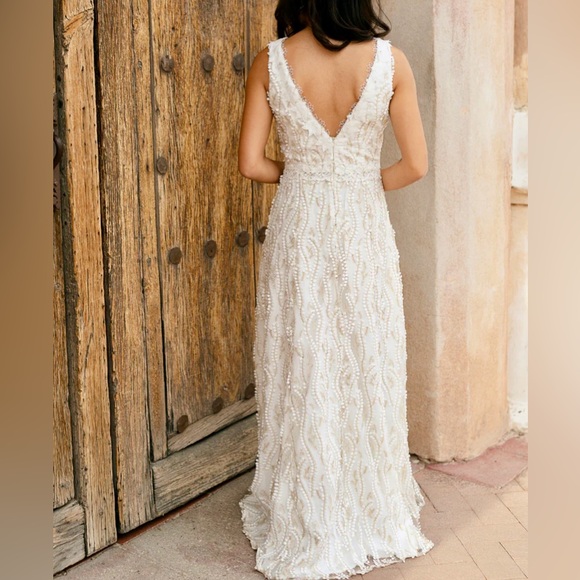 *New* Joyfolie Elegant Cream/White with Gold, Maxi Dress - Picture 3 of 10